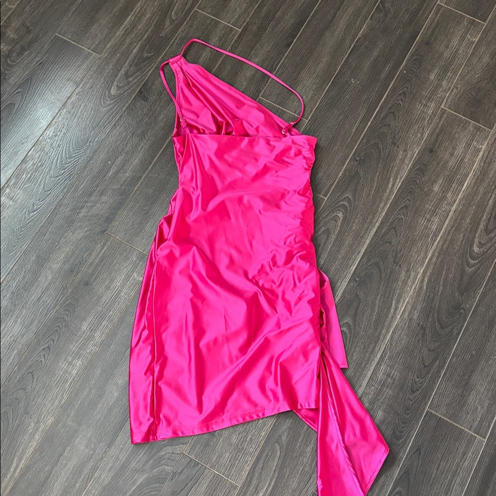 Chic One-Shoulder Magenta Dress - Picture 10 of 10